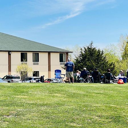 Americas Best Value Inn Pinckneyville Exterior foto