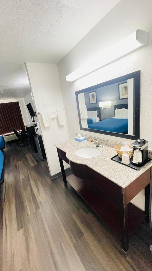 Americas Best Value Inn Pinckneyville Exterior foto