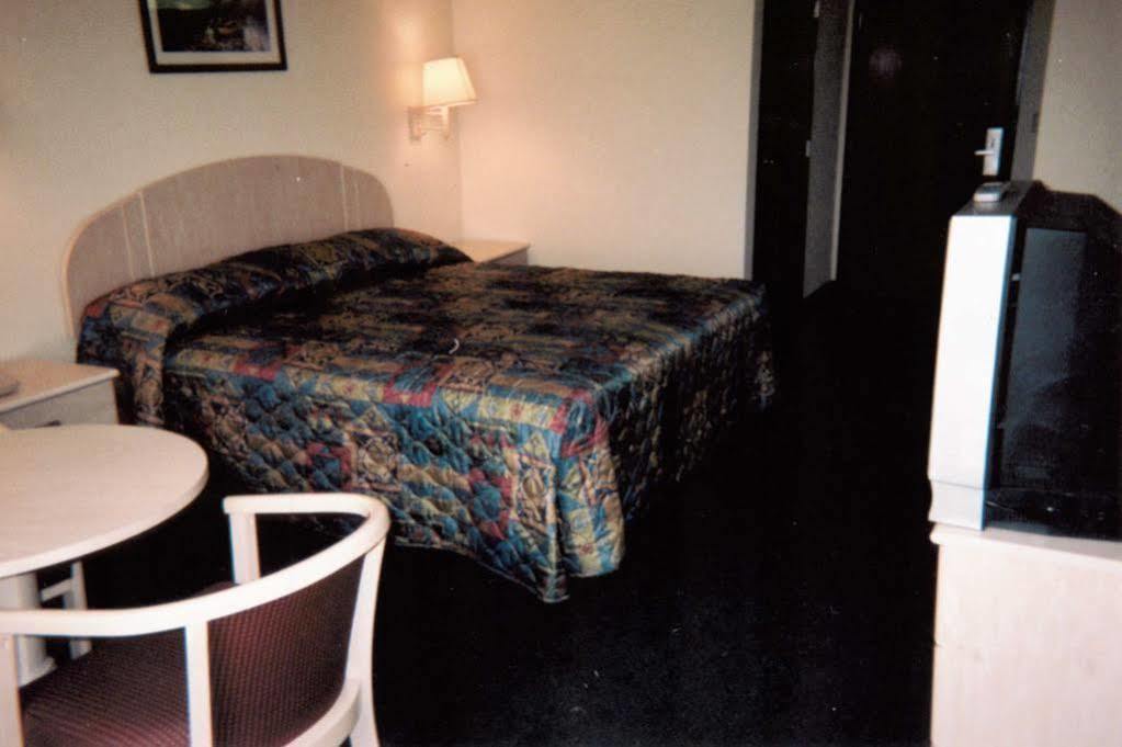 Americas Best Value Inn Pinckneyville Exterior foto